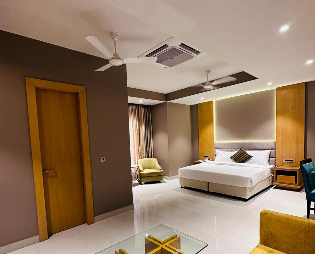 Hotel Rajmahal Moradabad Exterior foto